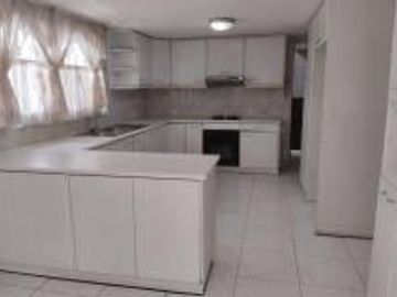 Casa de venta de 3 dormitorios en sector la Mariscal Quito Ecuador