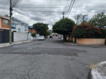Casa de venta de 3 dormitorios en sector la Mariscal Quito Ecuador