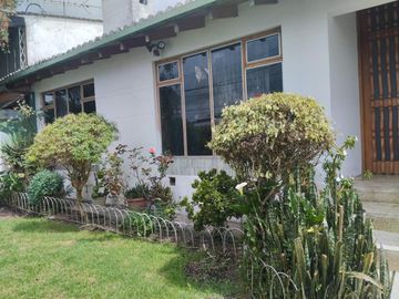 Casa de venta de 3 dormitorios en sector la Mariscal Quito Ecuador