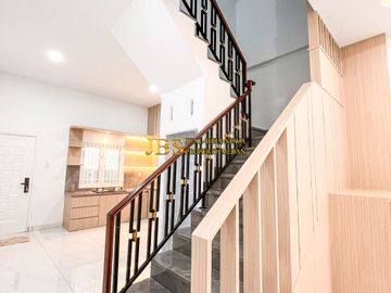 Dijual Townhouse Furnished Komplek Richmond Estate Jalan Rela - Pancing