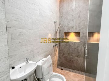 Dijual Townhouse Furnished Komplek Richmond Estate Jalan Rela - Pancing