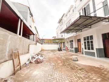 Dijual Townhouse Furnished Komplek Richmond Estate Jalan Rela - Pancing