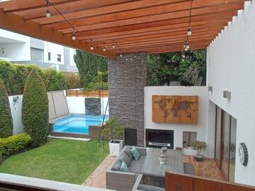 Casa en venta en Cumbayá – Sector El Cebollar