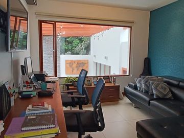 Casa en venta en Cumbayá – Sector El Cebollar
