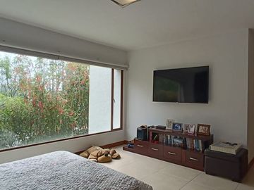 Casa en venta en Cumbayá – Sector El Cebollar