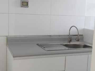 VENTA DE MINIDEPARTAMENTO A POCAS CUADRAS DE LAS MALVINAS EN LIMA