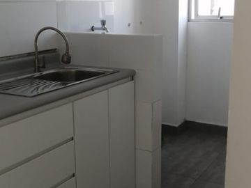 VENTA DE MINIDEPARTAMENTO A POCAS CUADRAS DE LAS MALVINAS EN LIMA