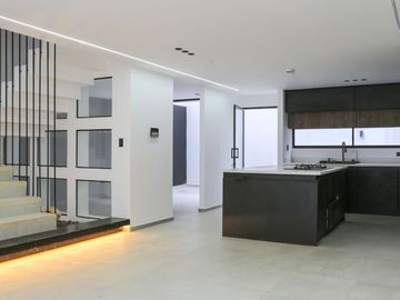 CASA EN VENTA EN AMABLE MARIA