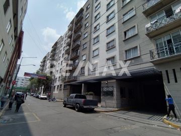 Departamento en  venta en planta baja, sobre Eje central, Aceptamos créditos Infonavit y bancarios