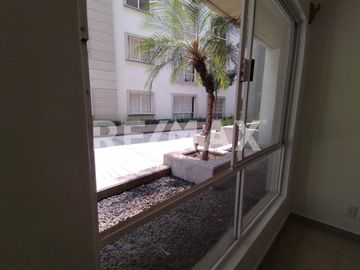 Departamento en  venta en planta baja, sobre Eje central, Aceptamos créditos Infonavit y bancarios