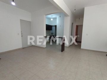 Departamento en  venta en planta baja, sobre Eje central, Aceptamos créditos Infonavit y bancarios