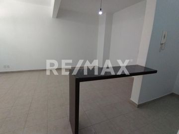 Departamento en  venta en planta baja, sobre Eje central, Aceptamos créditos Infonavit y bancarios