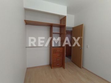 Departamento en  venta en planta baja, sobre Eje central, Aceptamos créditos Infonavit y bancarios