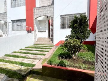 CASA EN VENTA CONOCOTO