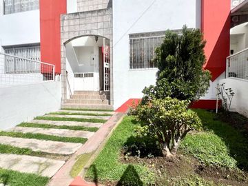 CASA EN VENTA CONOCOTO