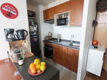 ¡DEPARTAMENTO CERCA DE METRO EN SGTO. CENTRO!