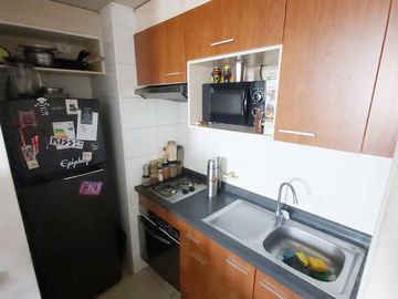 ¡DEPARTAMENTO CERCA DE METRO EN SGTO. CENTRO!