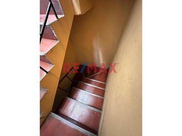 Se Vende Casa De 4 Pisos Cerca A Gamarra