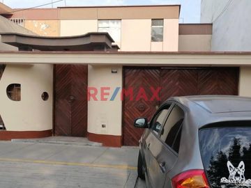 Se Vende Casa En Avenida