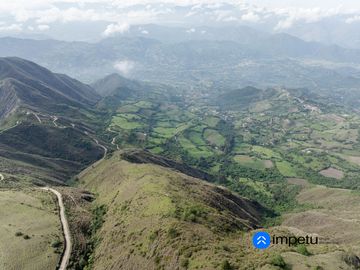 Terreno en venta en Malacatos de 14 hectáreas