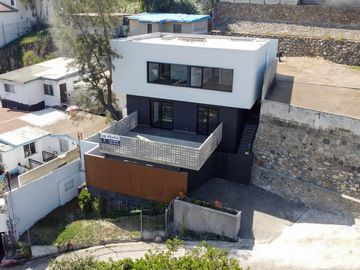 Casa NUEVA en VENTA con acabados residenciales de lujo en una ubicación privilegiada.