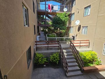 DEPARTAMENTO CON AMPLIO ESPACIO EN MAIPÚ