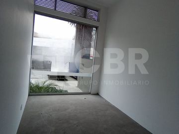 VENTA LOCAL COMERCIAL EN SANTA BEATRIZ