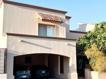 VENTA Casa Valle del Lago