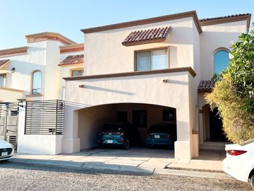 VENTA Casa Valle del Lago