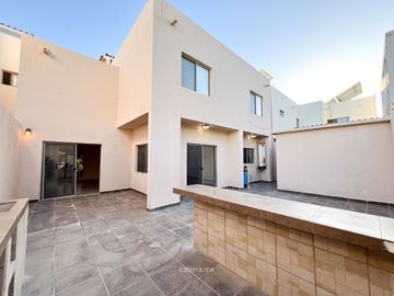 VENTA Casa Valle del Lago