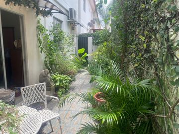 Departamento en venta en Urb. Singapur, Vía Samborondón