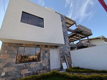Venta de casa en Conjunto - San Rafael