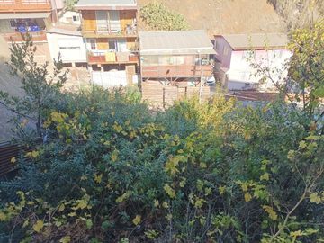 Casa en Valparaiso con gran terreno