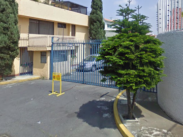Casa En Remate Cercana a Escuelas En Cafetales