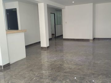 VENTA DE DEPARTAMENTO, 3 DORMITORIOS ALTURA CUADRA 6 DE LOS ALISOS URB. PREVI- NARANJAL LOS OLIVOS