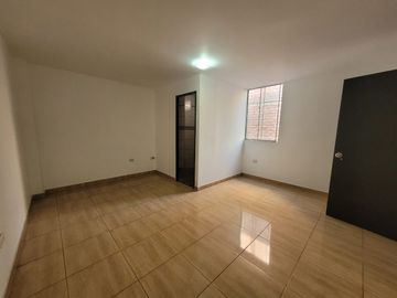 VENTA DE DEPARTAMENTO, 3 DORMITORIOS ALTURA CUADRA 6 DE LOS ALISOS URB. PREVI- NARANJAL LOS OLIVOS