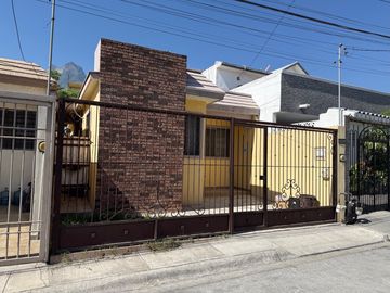 Casa en venta en Hacienda Santa Clara Monterrey NL