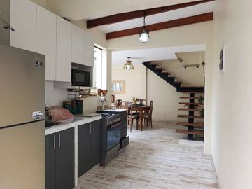 VENTA DE CASA DE CAMPO REMODELADA EN CHACLACAYO