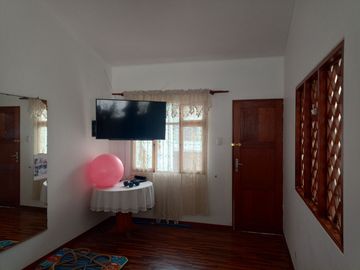 Urb. El Recreo Casa de 309.48m2 ideal para Clínica o Empresa