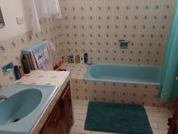 Urb. El Recreo Casa de 309.48m2 ideal para Clínica o Empresa