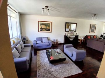 🏡 ¡TU HOGAR IDEAL EN SURCO! ESPACIOSA Y ACOGEDORA CASA EN RESIDENCIAL HIGUERETA
