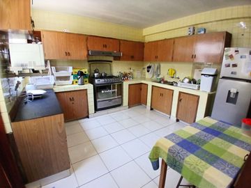 🏡 ¡TU HOGAR IDEAL EN SURCO! ESPACIOSA Y ACOGEDORA CASA EN RESIDENCIAL HIGUERETA