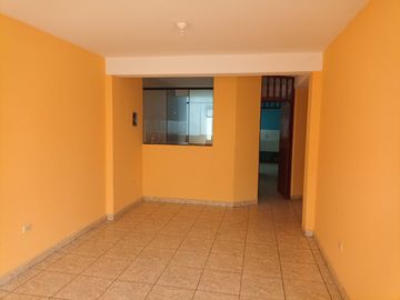 REMATO Casa-Edificio en Santa Teresa de Ávila esquina