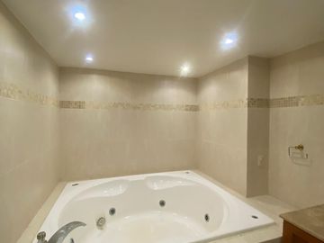 Bosques de las lomas, departamento en venta, calle tejocotes