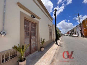 “CASA CALMA”  AMUEBLADA CON ESTILO UNICO EN EL CENTRO DE MERIDA