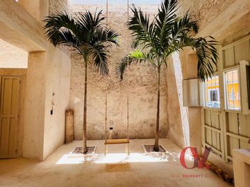“CASA CALMA”  AMUEBLADA CON ESTILO UNICO EN EL CENTRO DE MERIDA