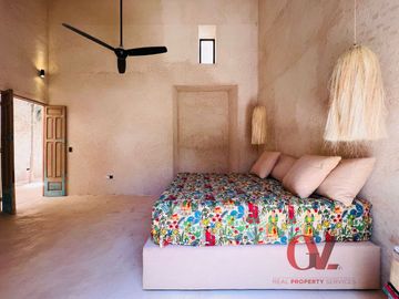 “CASA CALMA”  AMUEBLADA CON ESTILO UNICO EN EL CENTRO DE MERIDA