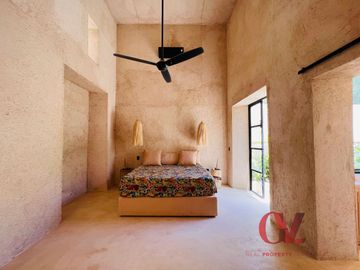 “CASA CALMA”  AMUEBLADA CON ESTILO UNICO EN EL CENTRO DE MERIDA