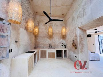 “CASA CALMA”  AMUEBLADA CON ESTILO UNICO EN EL CENTRO DE MERIDA