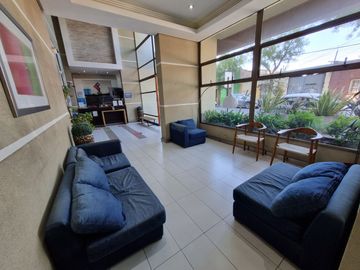 Venta de Lindo Depto. de 2 dormitorios 2 baños. Metro Ñuble.